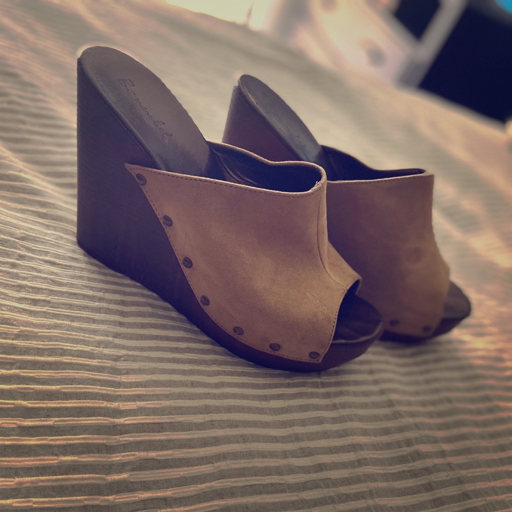 Suede wedges